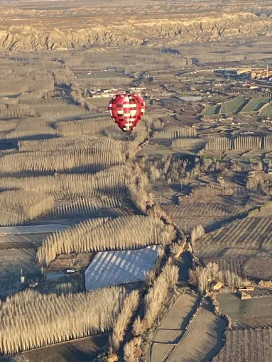 Festival en Andalousie, Albi, Lukkas Montgolfiere
